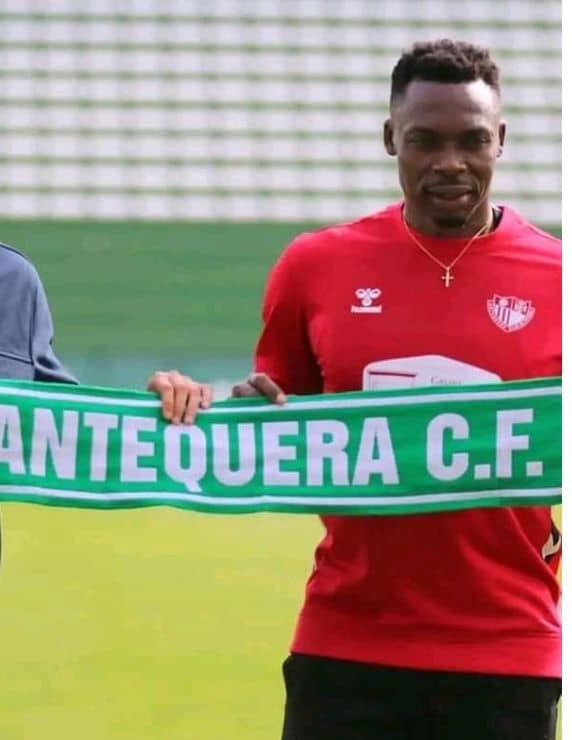 FOOTBALL: IDRISS CARLOS KAMENI À NOUVEAU DANS LES STADES. L'INTERNATIONAL CAMEROUNAIS DE RETOUR EN ESPAGNE POUR UN CLUB DE 3e DIVISION.