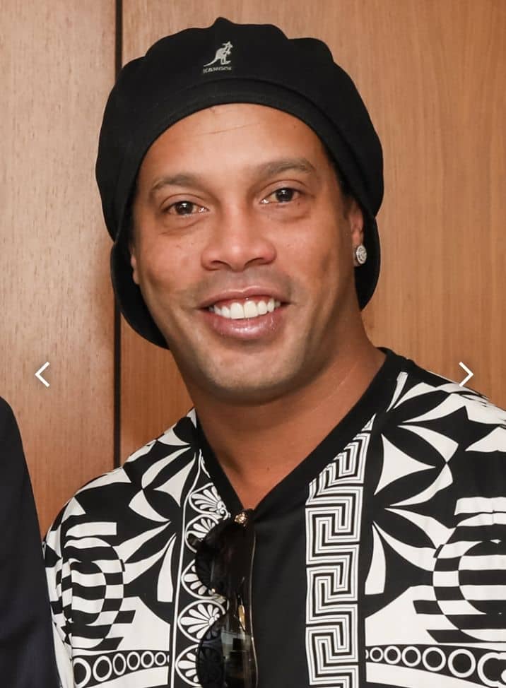 SPORT: RONALDINHO SUR LA ROUTE DE LA PRISON.